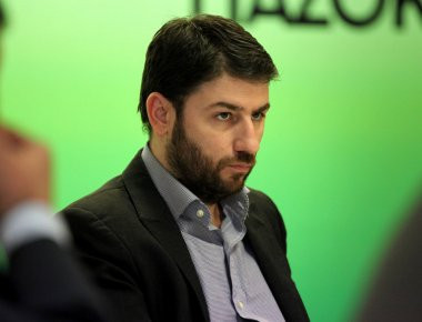 Ν.Ανδρουλάκης: «Η κυβέρνηση βρίσκεται στο καναβάτσο»